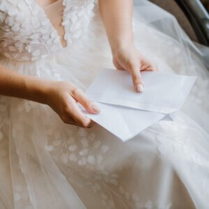 How to Write a Wedding Day Letter to Your New Spouse