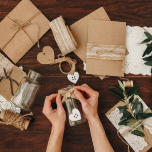 The Pros and Cons of DIY Wedding Invitations