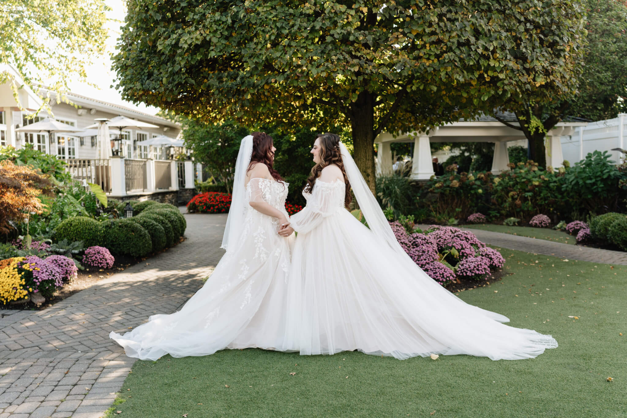 Mesdames June: The Little Things That Went a Long Way on These BOLIs Wedding Day