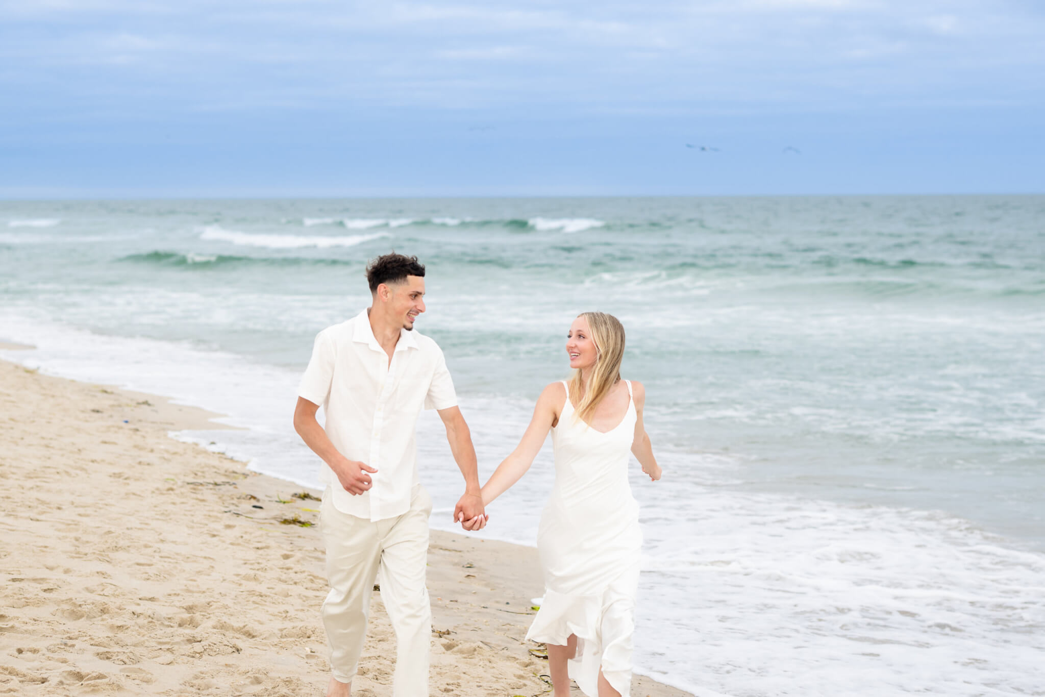 How to Not Feel Awkward During Your Wedding Photos